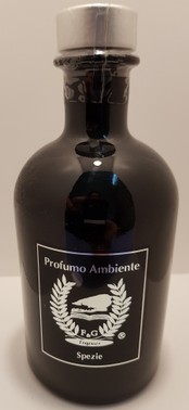 Art. 2574. Profumatore per ambiente a bastoncini 250 ml.